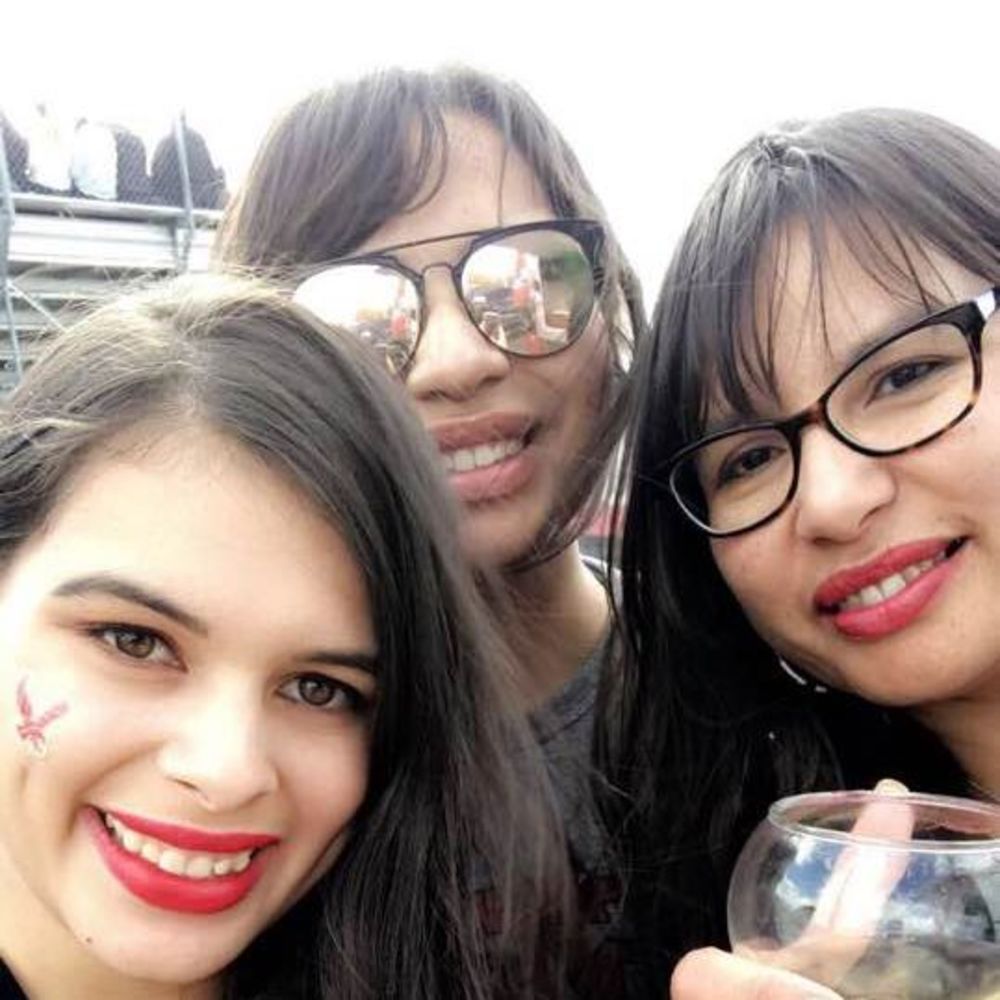 Meet your Posher, Latona